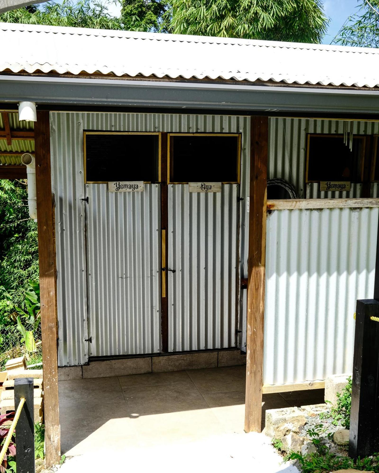 Silk Cotton Cottages Parrot Hall Екстериор снимка